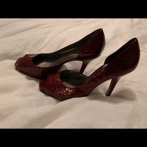 Jessica Simpson darker red snake skin heels